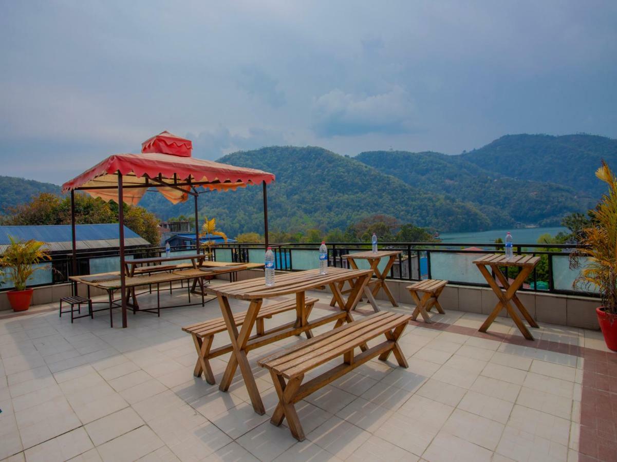 Kotee Home Hotel Похара Екстериор снимка