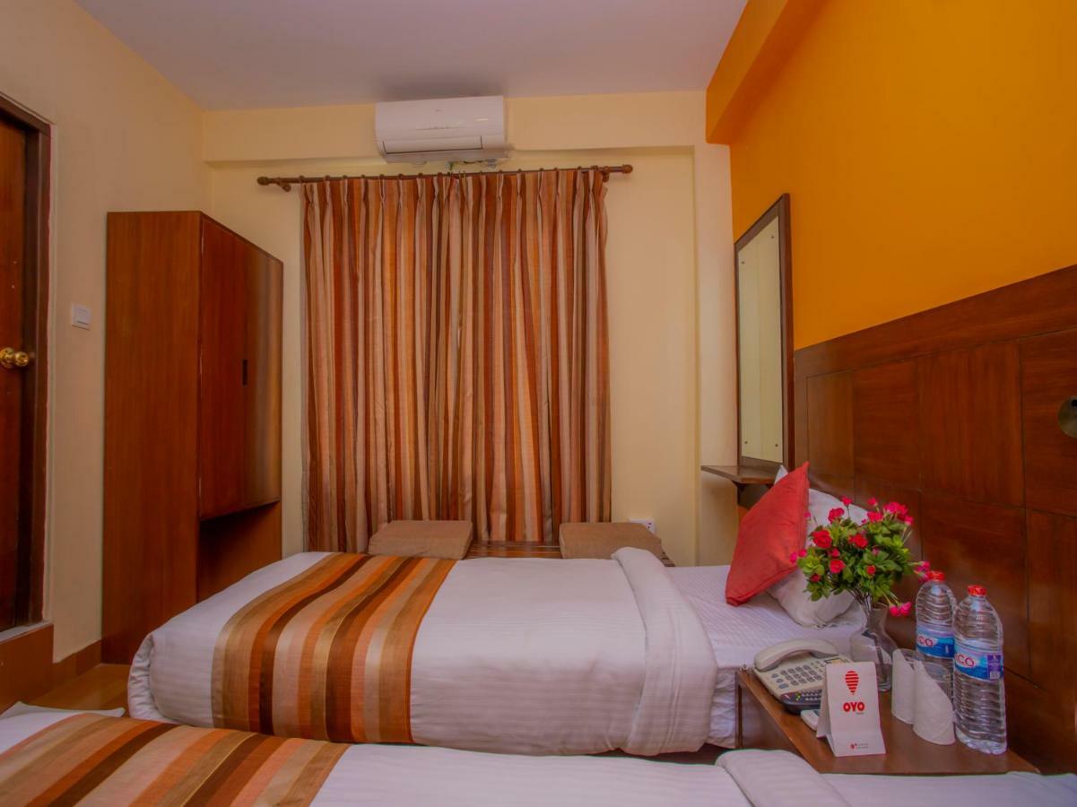 Kotee Home Hotel Похара Екстериор снимка