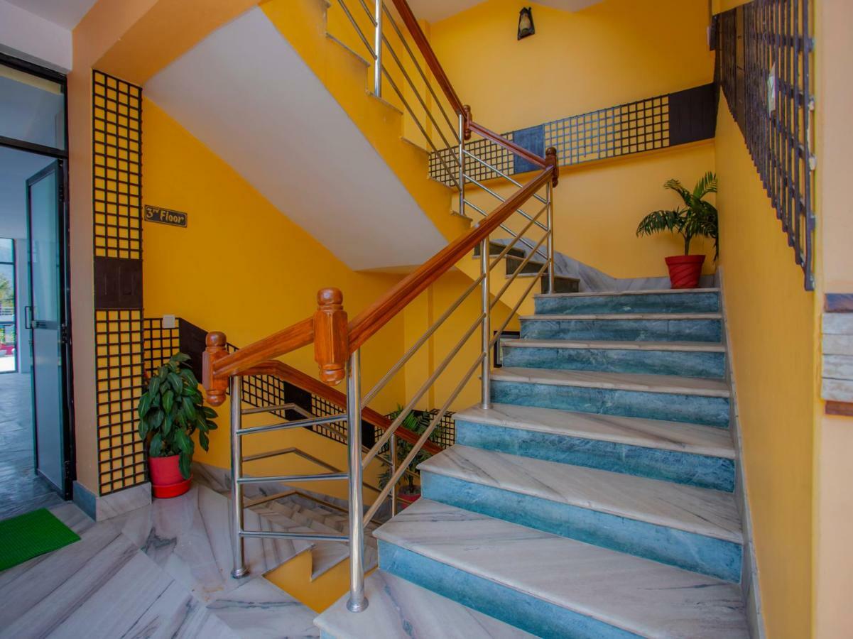 Kotee Home Hotel Похара Екстериор снимка