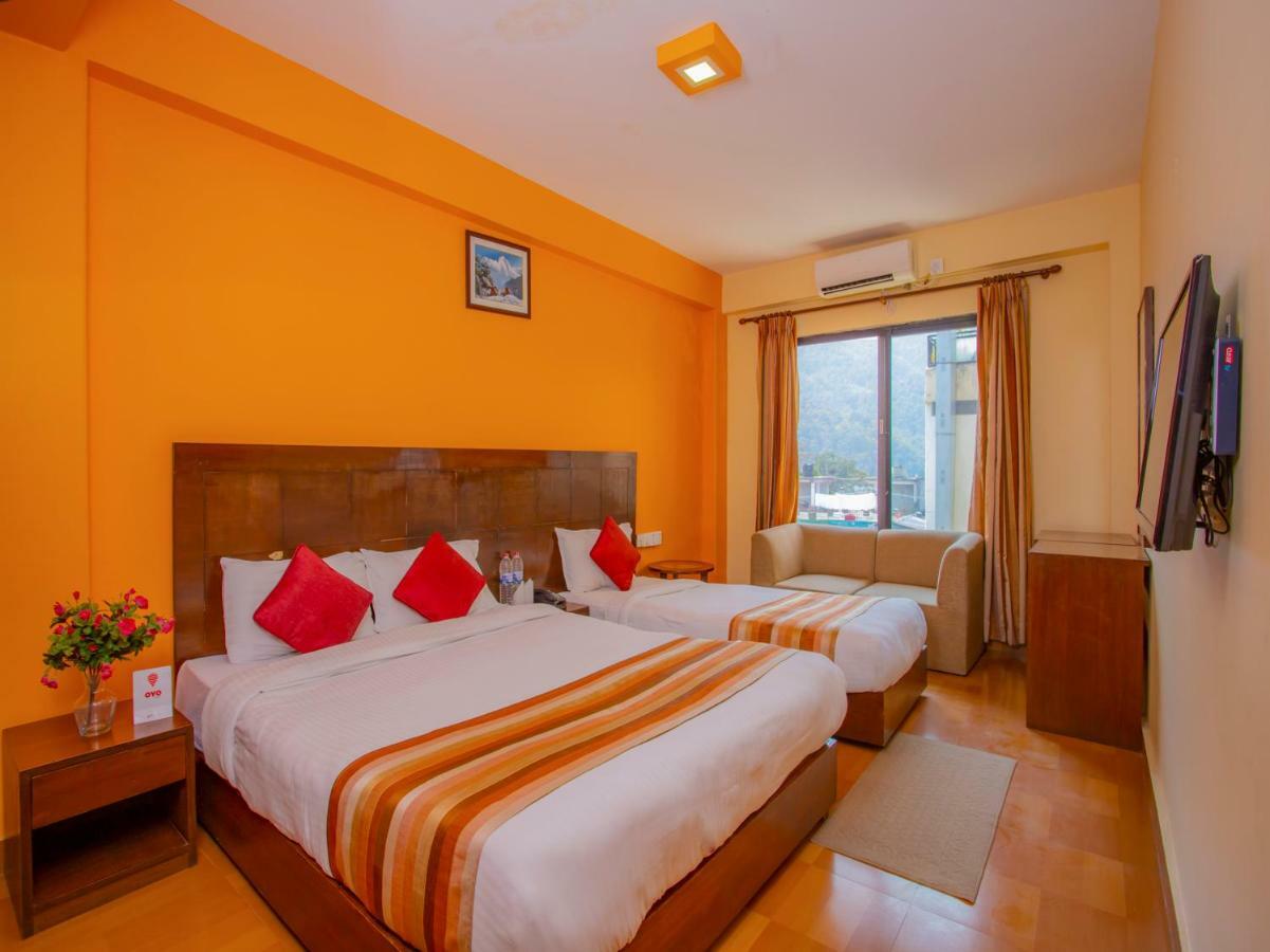 Kotee Home Hotel Похара Екстериор снимка
