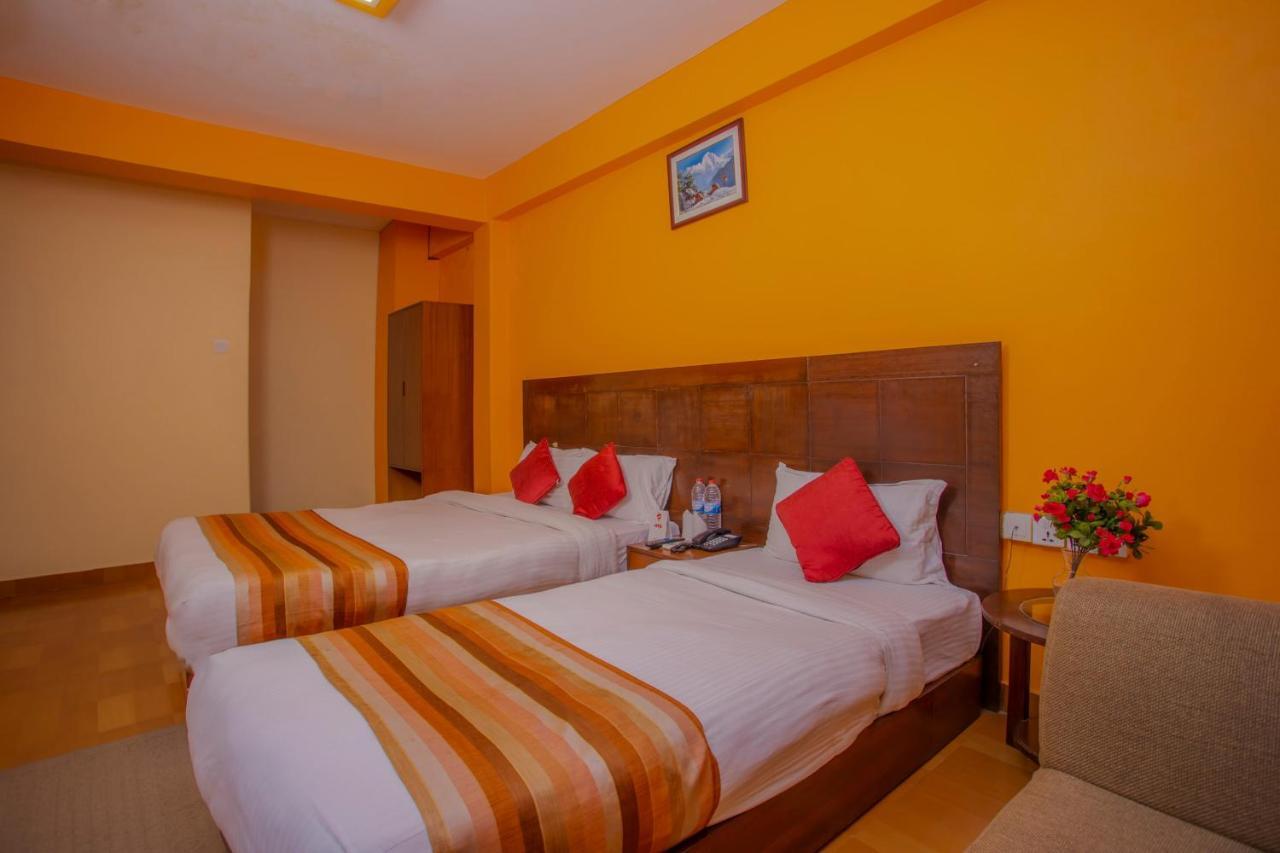 Kotee Home Hotel Похара Екстериор снимка