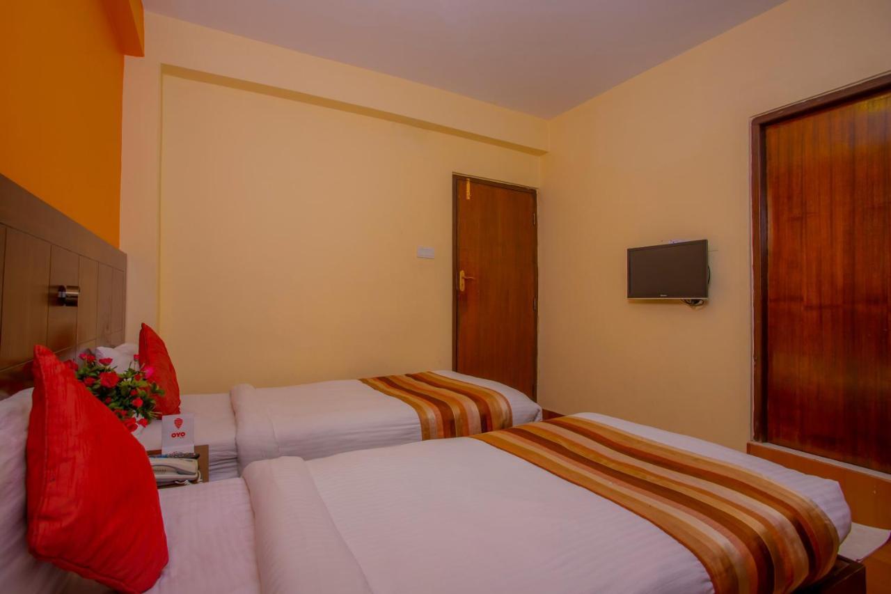 Kotee Home Hotel Похара Екстериор снимка