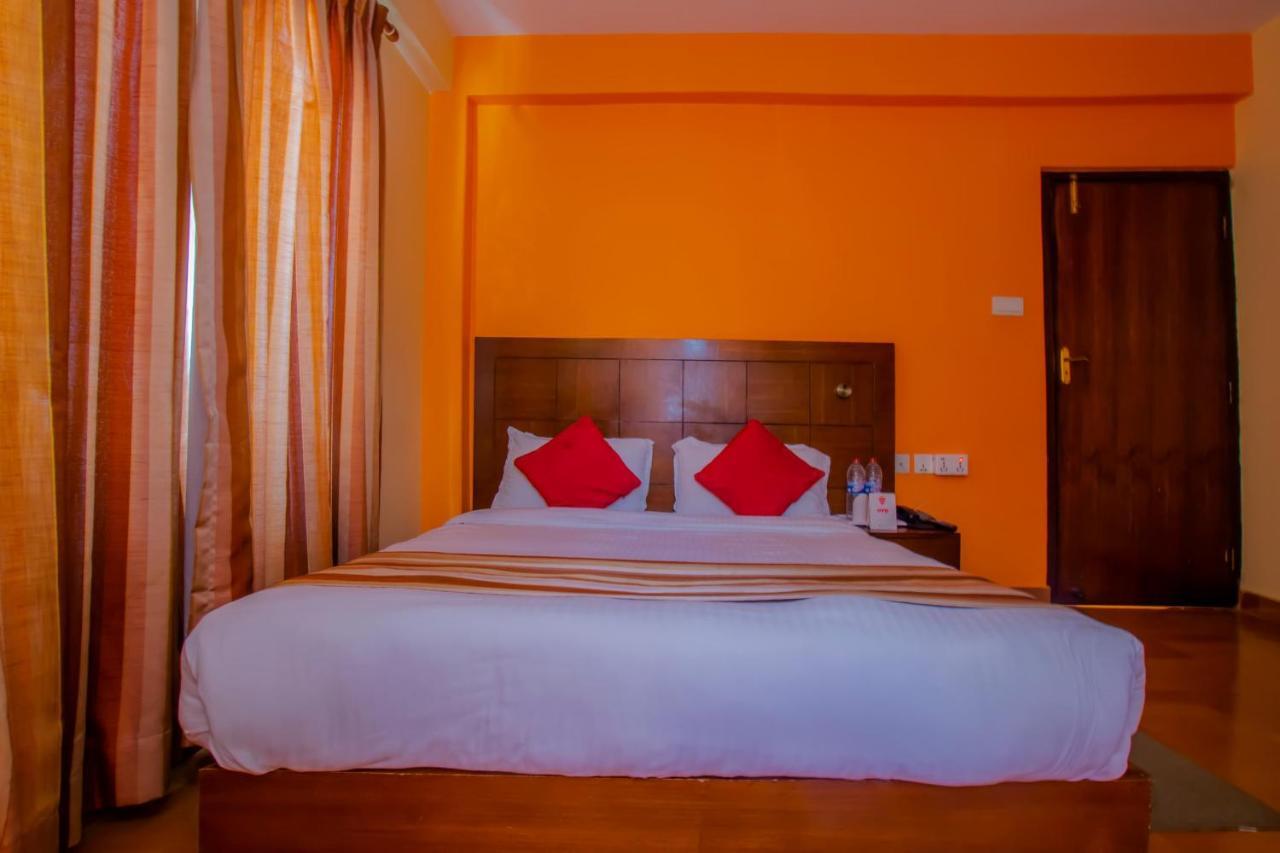 Kotee Home Hotel Похара Екстериор снимка